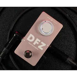 ヨドバシ.com - Darkglass Electronics Duality Fuzz （DFZ） [ベース 
