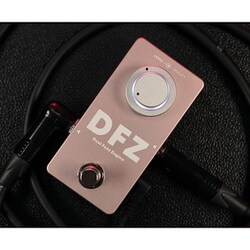 ヨドバシ.com - Darkglass Electronics Duality Fuzz （DFZ） [ベース