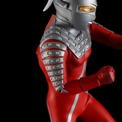 海洋堂　character classics X-TREME- ウルトラセブン CharacterClassics「X-TREME-ウルトラセブン」 海洋堂 - メルカリ