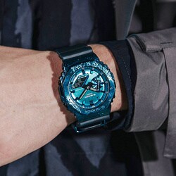 カシオジーショック G-SHOCK 40周年 腕時計 GM-2140GEM