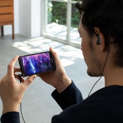 SONY - ☆お洒落☆美品☆フルHD☆ブルーレイ 第4世代i7 SSD256G メモリ8G ヨドバシ.com - ソニー SONY ポータブルオーディオプレーヤー