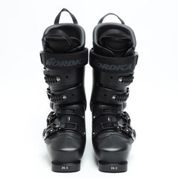 24/25 新品　ノルディカ　ドーベルマン5 　 M/ 25/25.5cm 24/25 新品 ノルディカ ドーベルマン5 M/ 25/25.5cm - メルカリ