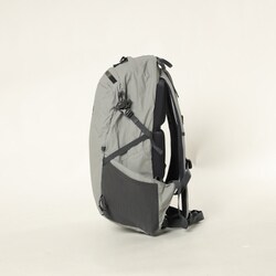 ヨドバシ.com - カリマー Karrimor アルタイル 25 altair 25 501146 1000 Silver [アウトドア ザック  25L] 通販【全品無料配達】