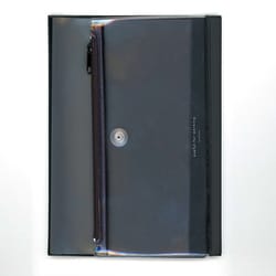 isshoni.ペンケース付ノートカバーPVC A5 Rブラック N1939