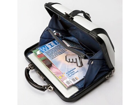 【保証書付】アートフィアー  ニューダレス アルファ 豊岡鞄 DS2-AL1時間ほど使用歴あります
