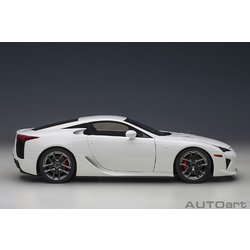 ヨドバシ.com - オートアート AUTOart 78850 1/18 レクサス LFA ホワイ