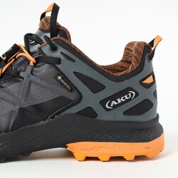 アク AKU  登山靴 UK7(26cm) [ハイキングシューズ メンズ] ヨドバシ.com - アク AKU フライロック GTX メンズ ハイキング