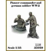 AR35019 1/35 WWII ドイツ軍兵士#5 車長と下士官セット（2体入） [組立式プラスチックモデル]