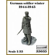 AR35035 1/35 WWII ドイツ 冬季装備の兵士1944-1945#2 指を差す兵士（1体入） [組立式プラスチックモデル]