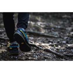 ヨドバシ.com - スポルティバ LA SPORTIVA TX4 R 27Z 640108