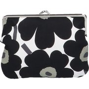 037773 030WHITE/BLACK [ポーチ]