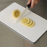 まな板 M 22×35cm エラストマー 食洗機対応 やわらか耐熱抗菌まな板やわらか 逸品 ブラック YHK-MBK