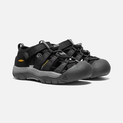 ニューポート エイチツー NEWPORT H2 1022824 Black/Keen Yellow LITTLE KIDS 8(15cm) [サンダル キッズ]