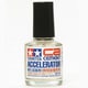87138 タミヤ 硬化促進剤（瞬間接着剤用） 10ml [プラモデル用接着剤]