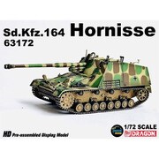 DRR63172 1/72 完成品 WW.III ドイツ軍 Sd.Kfz.164ホルニッセ 三色迷彩 [塗装済完成品モデル]