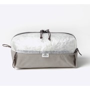 CEV2124 [TOILETRY CASE WHITE]