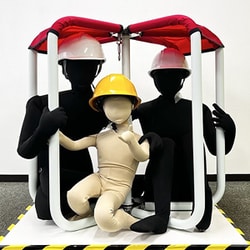 MYSHELL-FAMILY 002 [コンパクト耐震シェルター 赤]