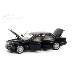 Amazon | △金属製！限定品！Almost Real 1/18 JAGUAR ジャガー