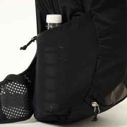 Deuter - ドイター レース エアー（ブラック）14+3L バックパック【新品・未使用】 Amazon.co.jp: [ドイター] バックパック レース エアー 14+3