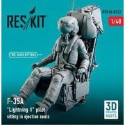 RSKF48-0012 1/48 F-35A パイロット w/射出座席 [プラモデル用パーツ]