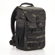カメラバッグ アクシス V2 LT バックパック 18L マルチカムブラック 637-767
