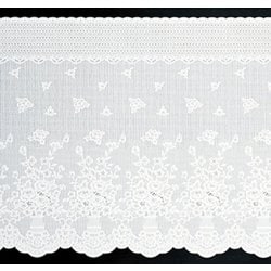 吸盤タイプの窓飾りシート レースタイプ 抗菌 防カビ配合 目隠し効果 90cm×90cm ホワイト ML-9001