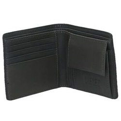 DIESEL 二つ折り財布 ブラック ディーゼル DIESEL 二つ折り財布 （ブラック） - ファッション