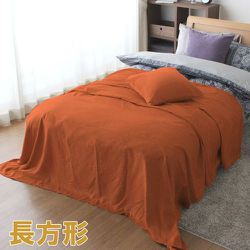 MNS685075-17 [マルチカバー 光沢感のある 発色のよい ソファーカバー ベッドカバー こたつカバー オレンジ 長方形 約190×250cm フリークロス 洗える]