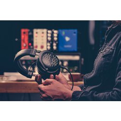 Teslaドライバー搭載開放型モニターヘッドホン　DT 1990 PRO Amazon | Beyerdynamic DT 1990 Pro オープンバックスタジオ