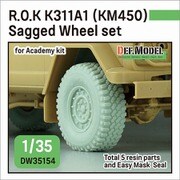 DW35154 1/35 現用 韓国 K311A1（KM450）トラック 自重変形タイヤセット （アカデミー用） [プラモデル用パーツ]