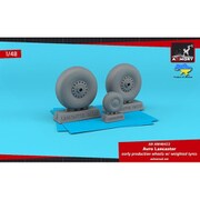 AMRAW48422 1/48 アブロ ランカスター初期型 自重変形ホイール [プラモデル用パーツ]