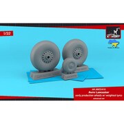 AMRAW32410 1/32 アブロ ランカスター初期型 自重変形ホイール [プラモデル用パーツ]