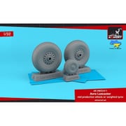 AMRAW32411 1/32 アブロ ランカスター中期型 自重変形ホイール [プラモデル用パーツ]