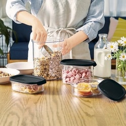 タッパーウェア　ウルトラクリア　コンテナー　1L　500ml　各2個 ヨドバシ.com - タッパーウェアブランズ TupperwareBrands