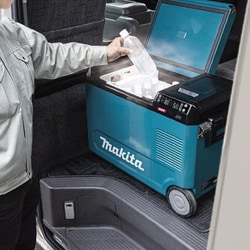 ヨドバシ.com - マキタ makita 充電式保冷温庫 29L 青（本体のみ