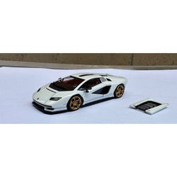 HS003-01A 1/64 ランボルギーニ･カウンタック LPI 800-4 ホワイト gold wheel rims [ダイキャストミニカー]