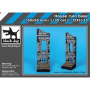 HAUD35123 1/35 廃墟 ベース [プラモデル用品]