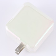 USB急速充電器 小型&軽量ACアダプター USB PD(パワーデリバリー)対応 66W USB-C×2/USB-A×1 GaN(窒化ガリウム)採用 オーロラホワイト APD66-C2A1G/AWH