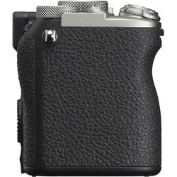【とまと】Sony α7CII ズームレンズキット（シルバー） ミラーレス α7C II ILCE-7CM2L ズームレンズキット [シルバー]の製品画像