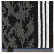06-1340060BK [adidas マーブルライン 25cm×25cm タオルハンカチ ブラック]