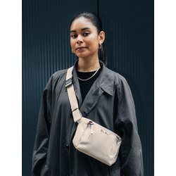 ヨドバシ.com - ディービー Db フライヤ ファニー パック L