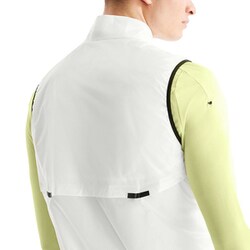 オン On ウェザーベスト 1MD10480462 ホワイト/ブラック S ヨドバシ.com - オン On ウェザーベスト Weather Vest M