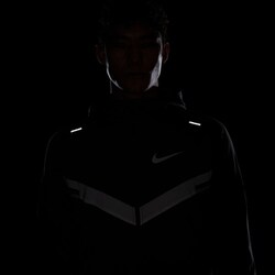 ヨドバシ.com - ナイキ NIKE レペル ウィンドランナー EKIDEN FQ8017