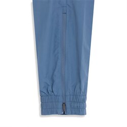 ヨドバシ.com - プーマ PUMA INDIVIDUAL レトロ ウーブンパンツ 658825 53 Inky Blue Lサイズ [サッカー  パンツ メンズ] 通販【全品無料配達】