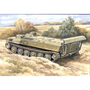 UU35233 1/35 露・MT-LB工兵工作車 ドーザーブレード付き [組立式プラスチックモデル]