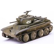 UU72237 1/72 露・BT-7快速戦車 1935年型サーチライト装備型 [組立式プラスチックモデル]