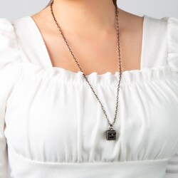 GUCCI ネックレス 552768 J8400 0811 GUCCI グッチ 552768-J8400/0811 ネックレス シルバー925