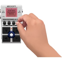 ZOOM MS-50G+ ズーム マルチストンプボックス マルチレイヤーIR搭載 楽天市場】【送料無料】【ZOOM(ズーム)】 マルチストンプ