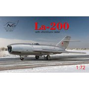 AV7214 露 ラボーチキンLa-200直列双発ジェット機 1/72 [組立式プラスチックモデル]