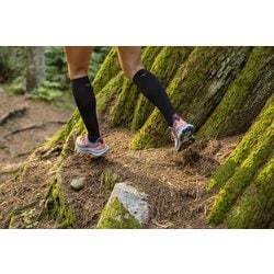 レースデイニーハイソック RACE DAY KNEE HIGH SOCK 1151231 (BLK)ブラック Lサイズ(25-27cm) [ランニングウェア ソックス ユニセックス]